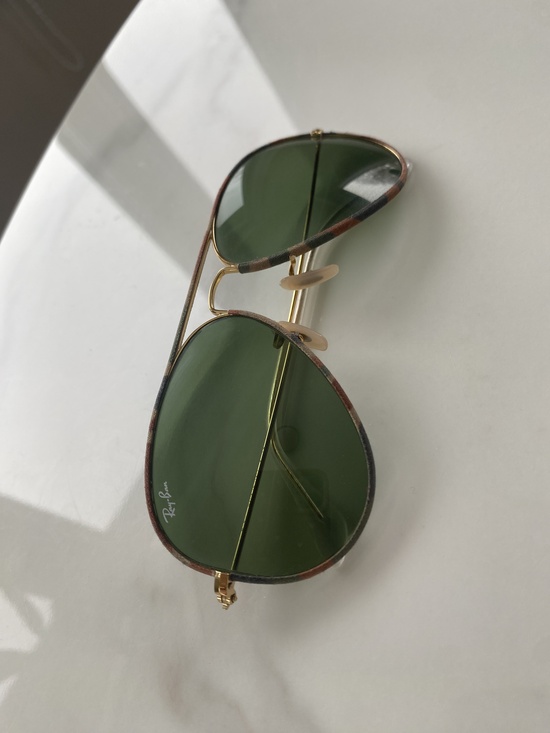 Ray-Ban Aviator Sunglasses - Picture 2 of 4